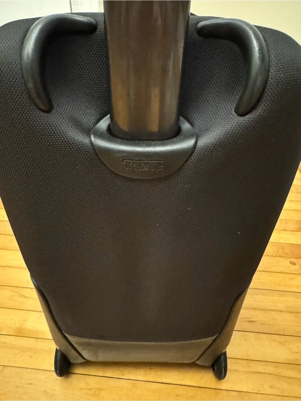 Tumi T-Tech 22” Rolling Suitcase